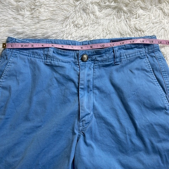 Vineyard Vines Island Shorts - Picture 4 of 8